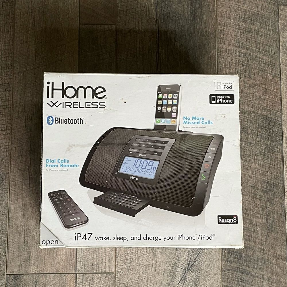 NWT! IHome Wireless IP47.